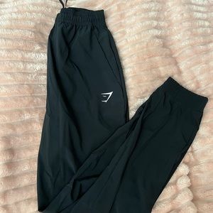BLACK BRAND NEW GYMSHARK JOGGERS!!